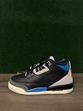 Jordan 3 Retro ‘Rare Air’ Size 7Y